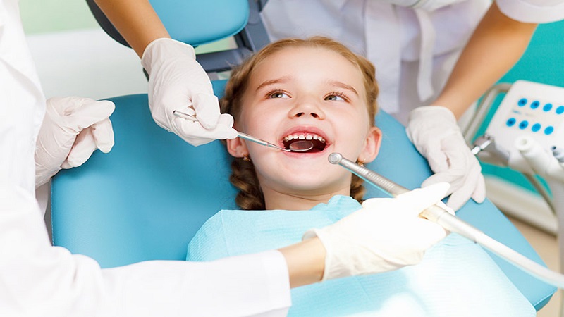 ایمپلنت دندان در کودکان زیر 15 سال و در حال رشد توصیه می شود؟ | دندانپزشک کودکان اصفهان