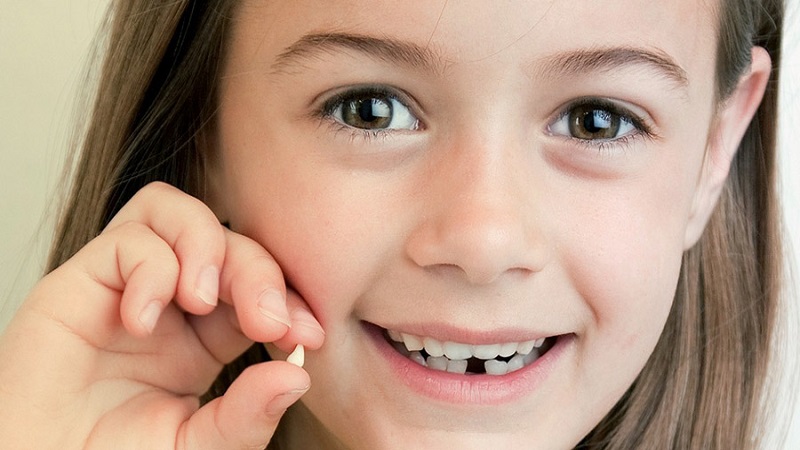 ترک خوردن دندان کودک | دندانپزشک کودکان اصفهان