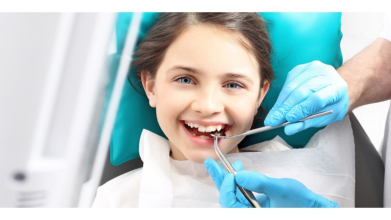 Common complications after tooth extraction | Isfahan Children's Dentist,,fa,What is pulp?,,fa,How to make a child happy with dentistry?,,fa,August 23,,fa | Dr. Najmeh Akhlaghi